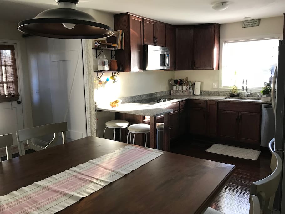 Kitchen/dining