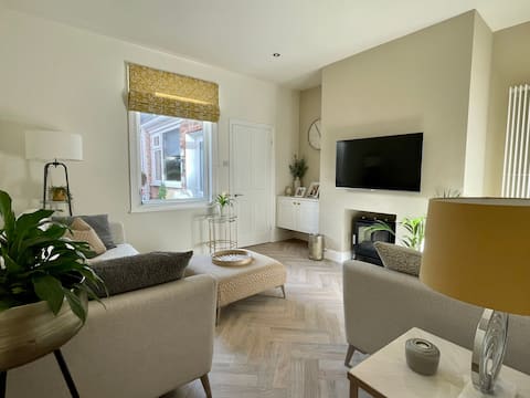 Successful Airbnb property: Short Walk By The River Into The Centre Of York in Fulford