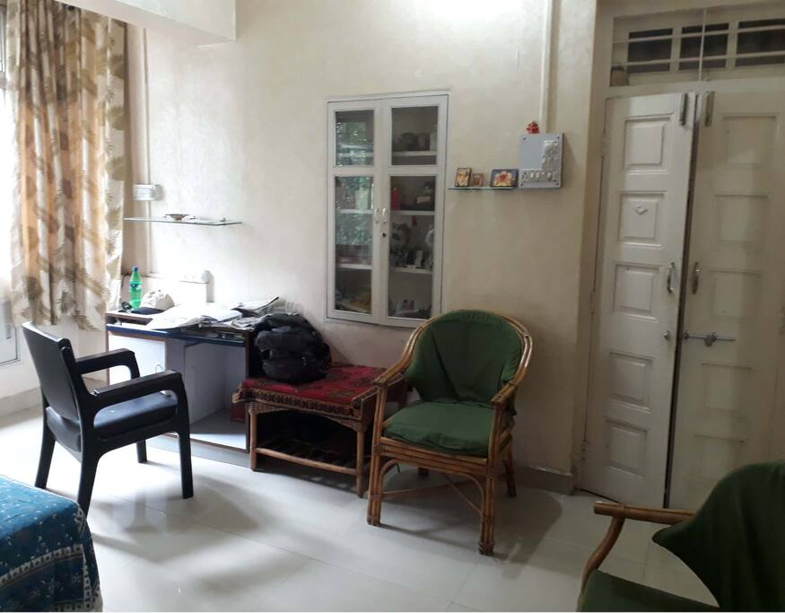 Study table in Hall