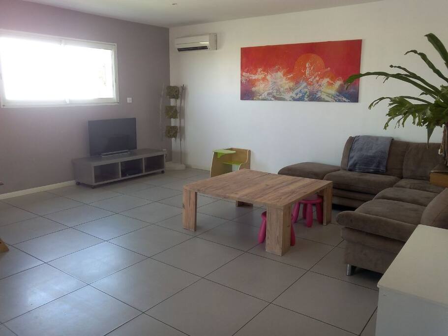 SALON-SEJOUR