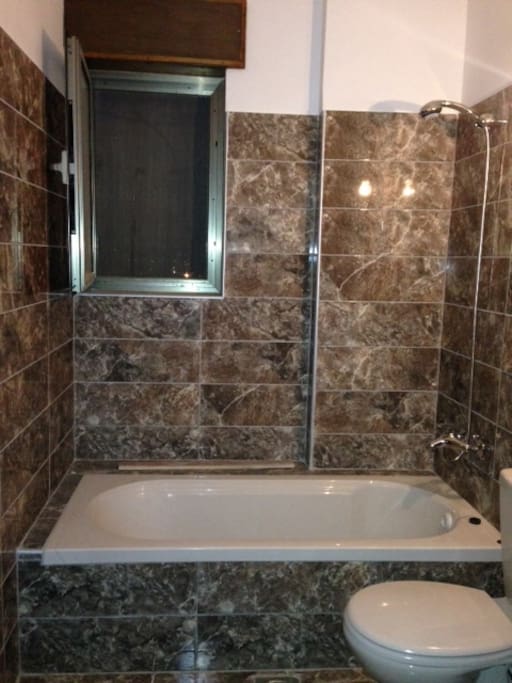 Main bathroom