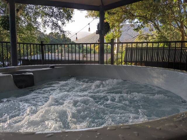 Littlehurst Lodge gallery image 5