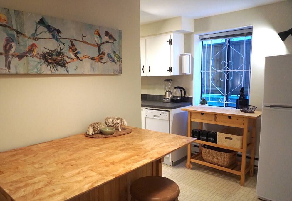 Breakfast nook