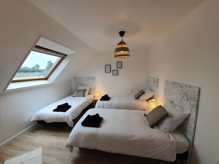 Room 3 - Floor