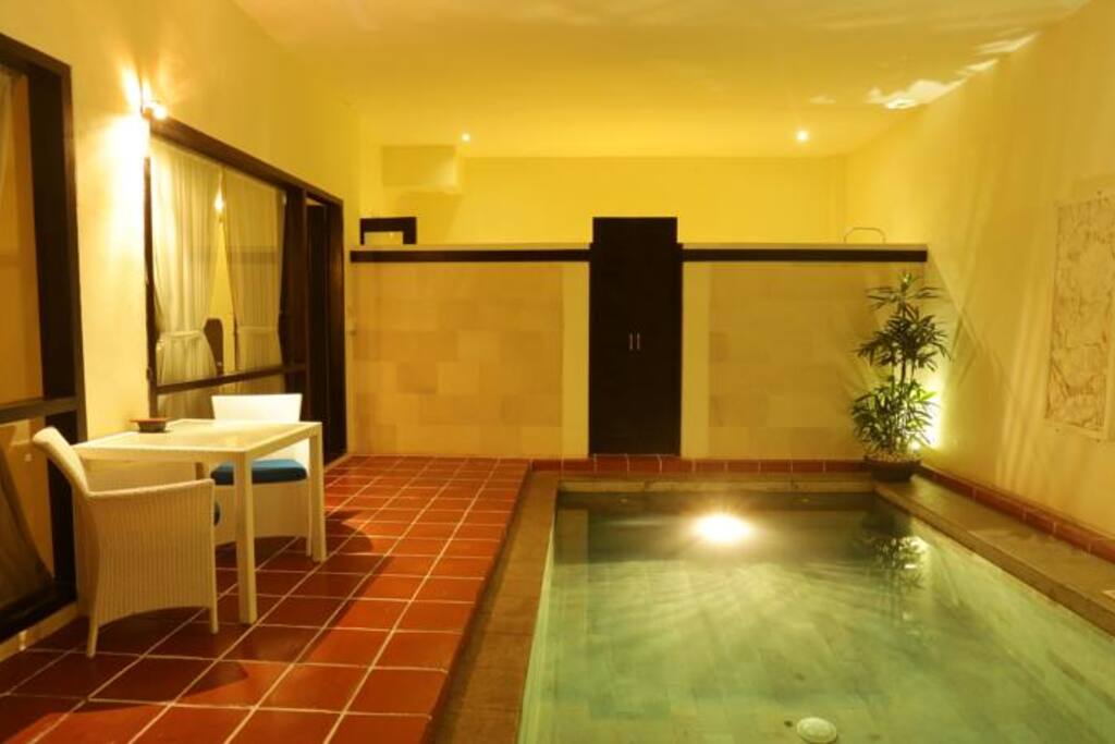 Guest Room - Private Pool