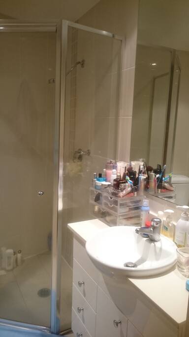 Modern Bathroom