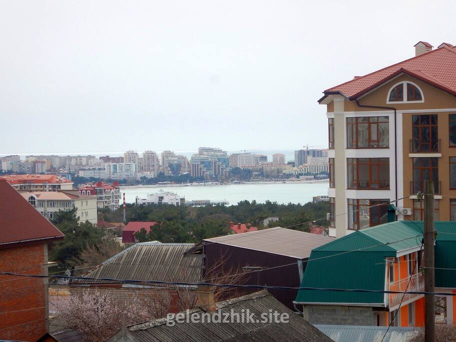 Вид на море из коттеджа