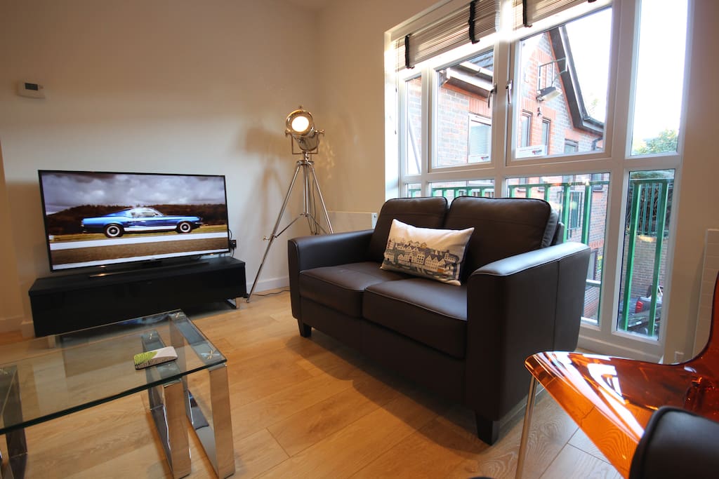 We have a number of apartments in St Giles Court, and the photos here are an example of the standard, and furnishings.