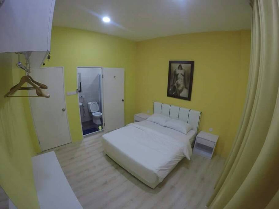 Double Room with Queen Size Bed
