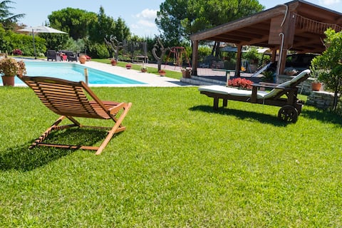 Popular Airbnb listing: Villa Miranda in Ortona