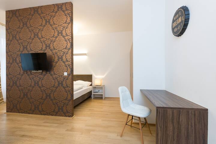 Tabor Premium with Balcony gallery image 5