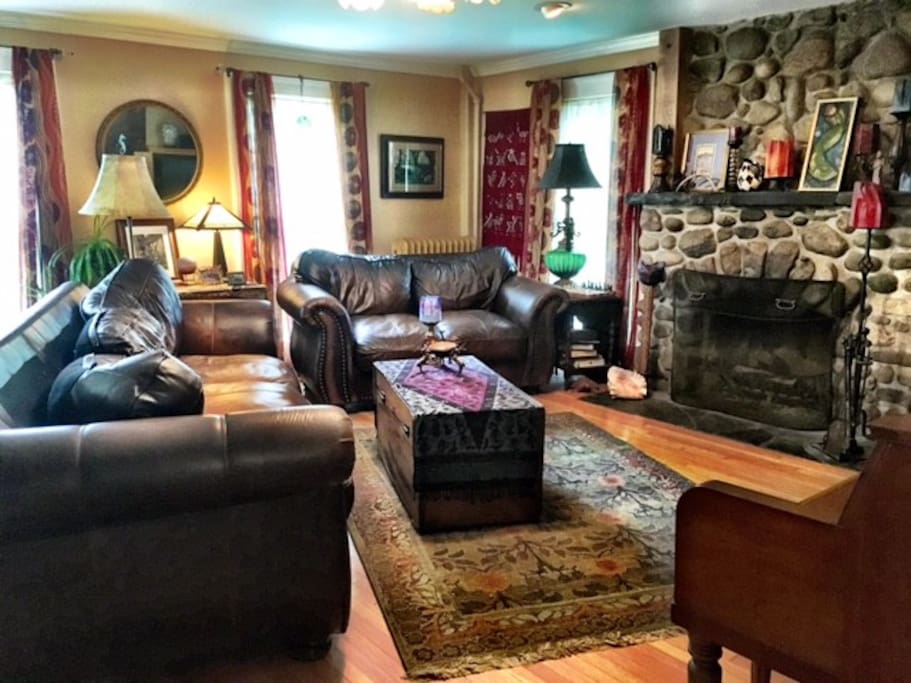 Sink into these cozy leather couches and relax...with a roaring fire, Netflix, Hulu, music or a very good book...