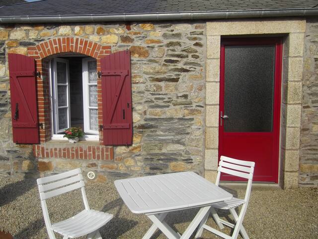 Petite maison  en baie de Morlaix(Finistère)