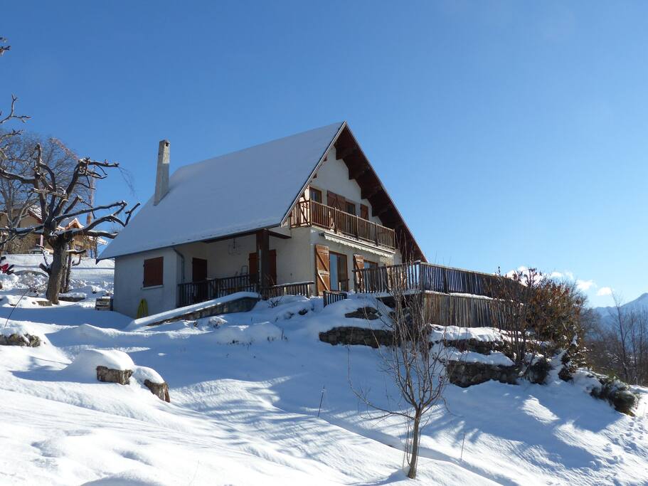 Le chalet et la terrasse