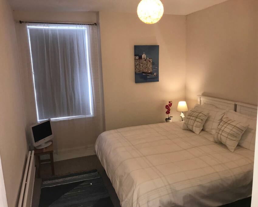 Bed 2 as Super King Room