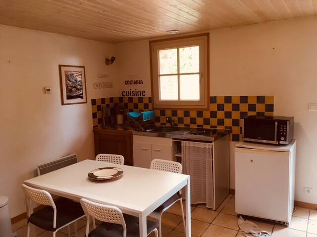 Studio 28m2 in the countryside.