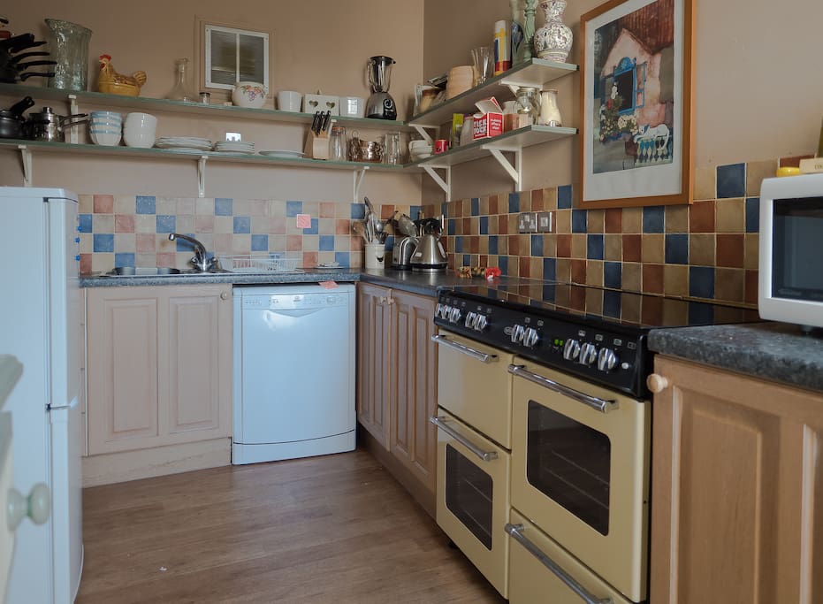 Kitchen with range cooker