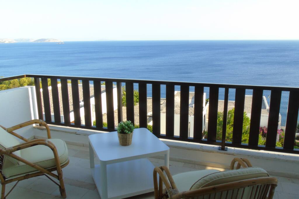 front balcony privacy and views