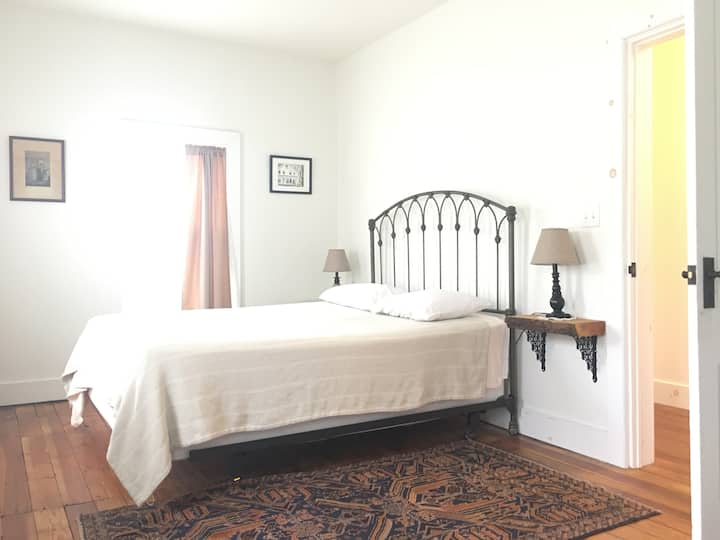 Слика од спалната соба