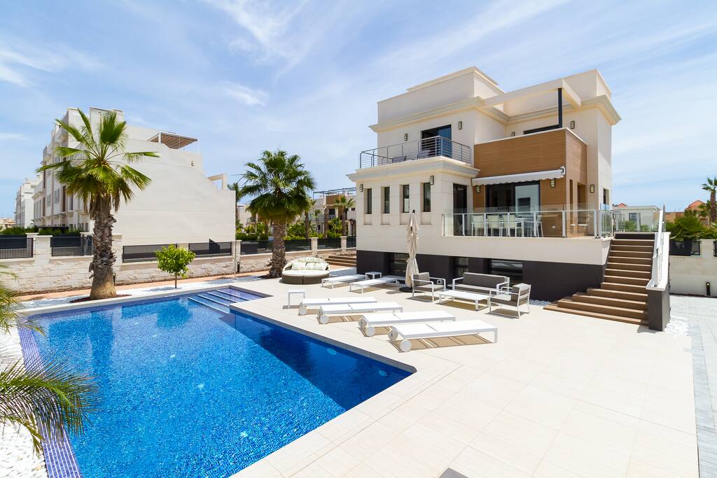 Villa Ara, ny luksusvilla til leie, La Zenia - 오리우엘라(Orihuela)의 빌라에서 살아보기, Comunidad Valenciana, 스페인