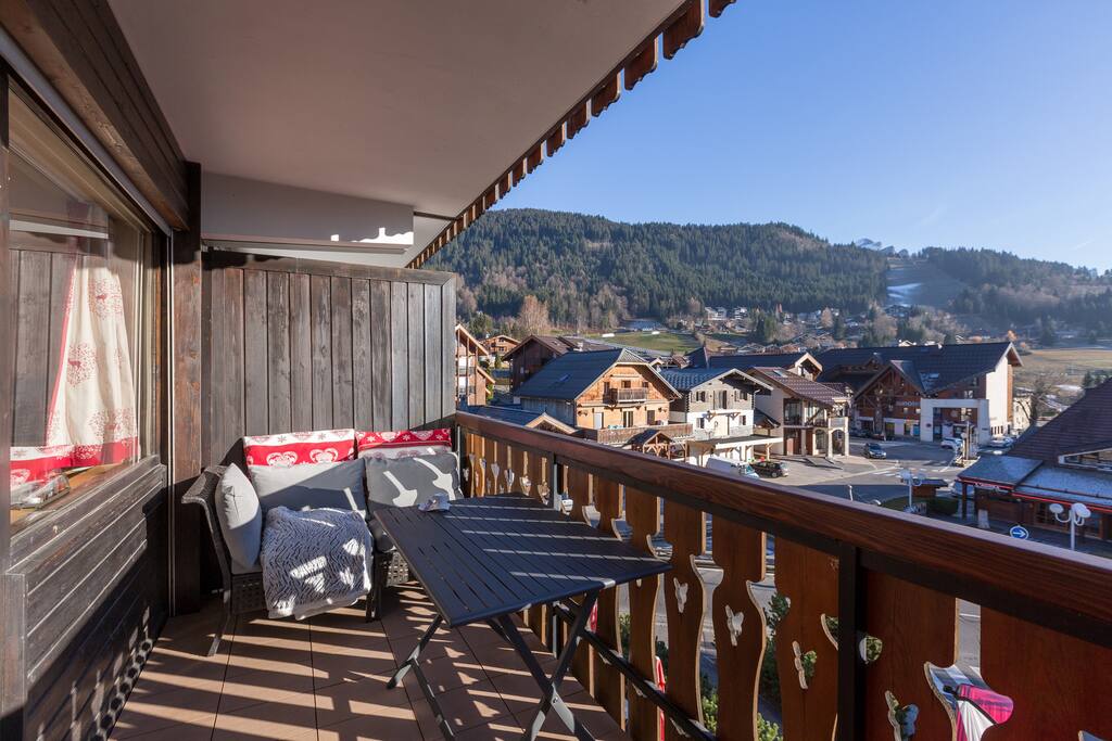 balcony with view over the village