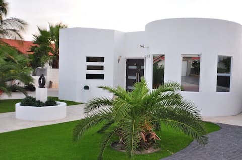 Private residence 1 bedroom townhouse , Palm Beach