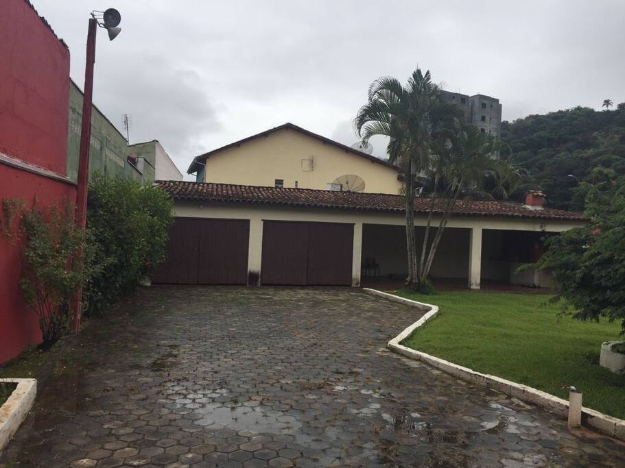 Garagem para 2 carros cobertas