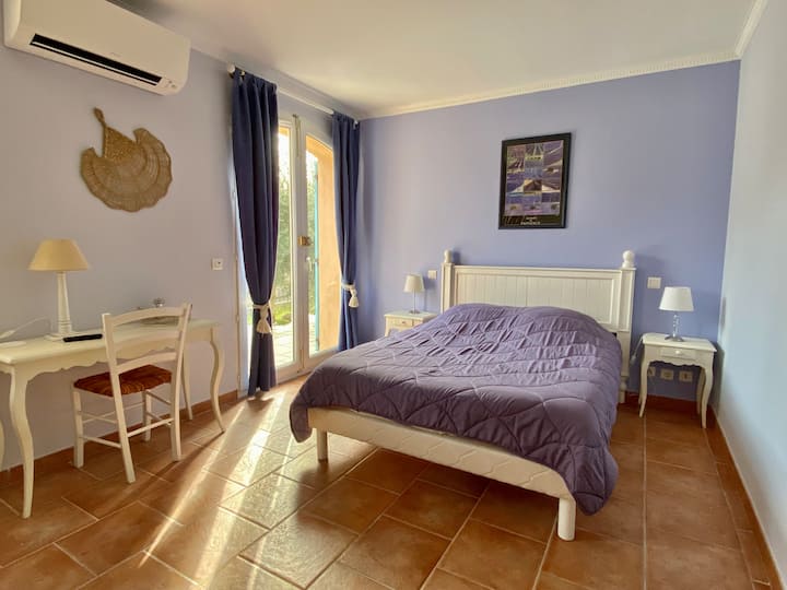 Chambre Lavender a 140/190 cm 