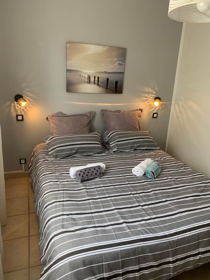 Klimatizovaná spálňa 160 a jej šatník