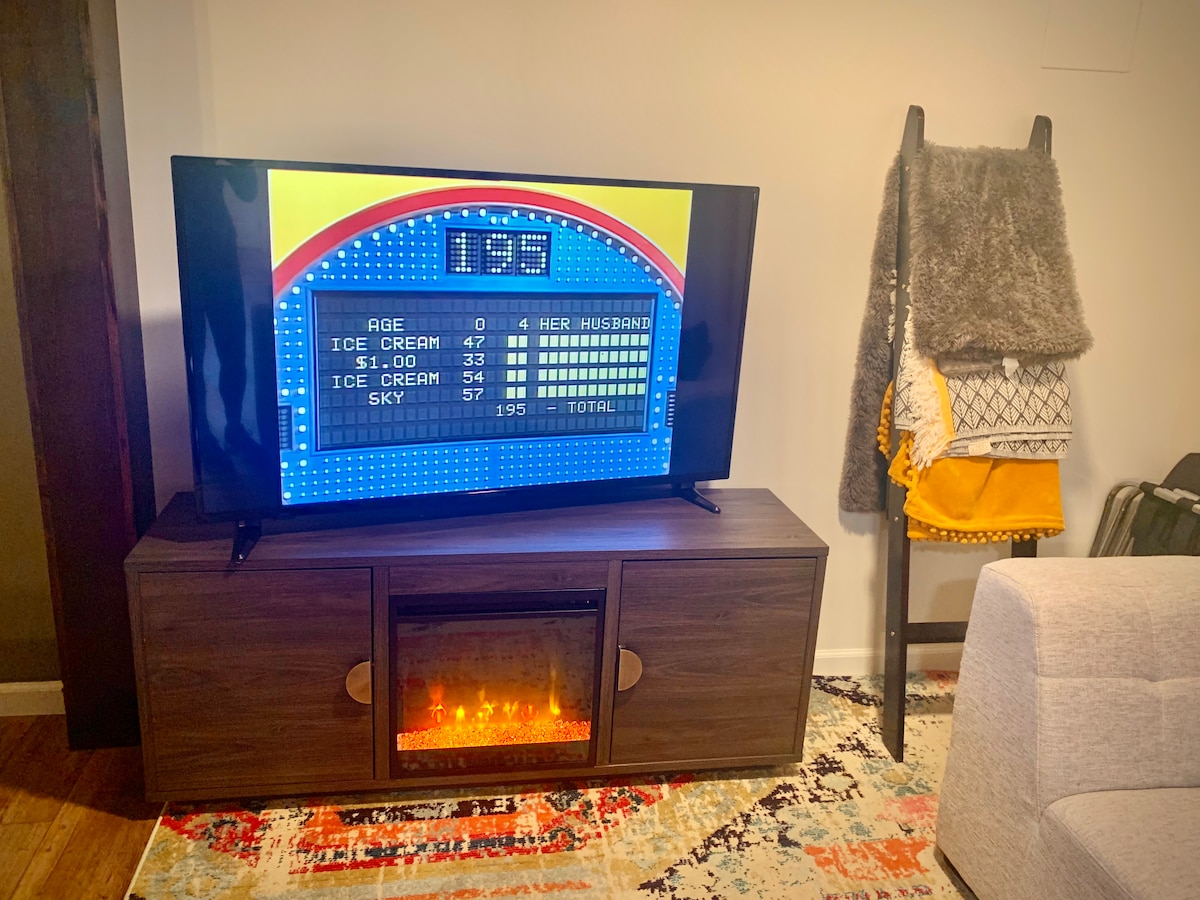 Top performing Airbnb: The Lil' DEN at City Park: Firepit, Car4Rent, 420 in City Park West
