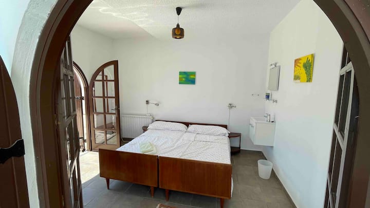 Dhomë gjumi 2