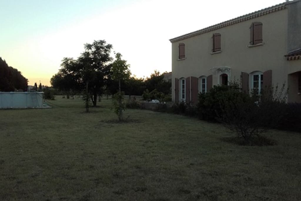 Jardin et piscine
