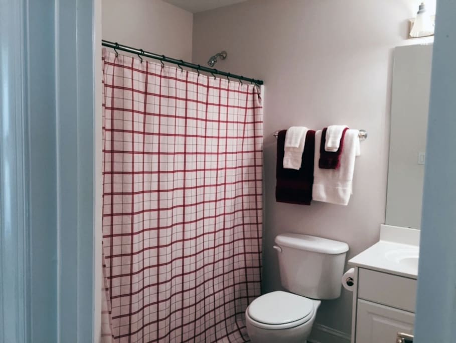En-suite bathroom