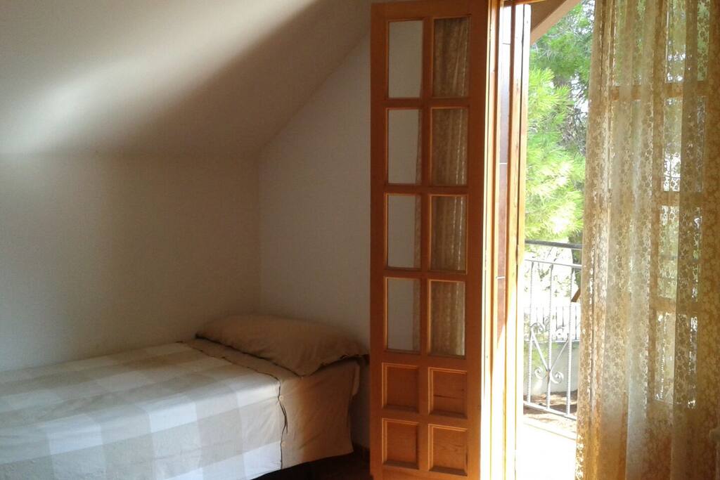 Cama supletoria en la habitación principla