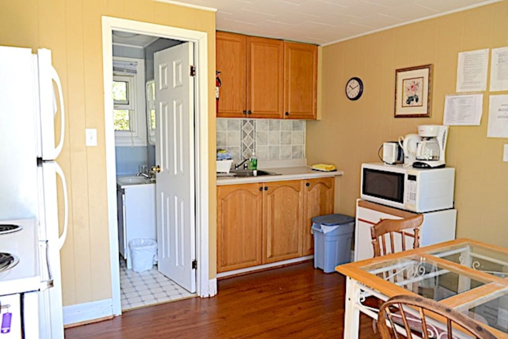 Kitchenette and Bathroom