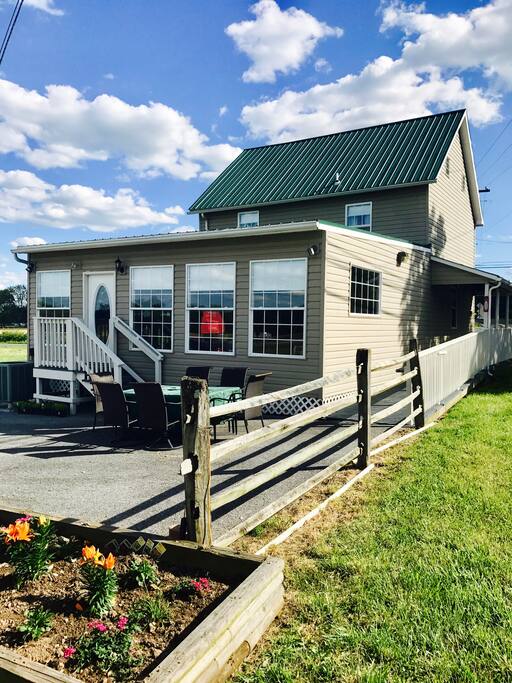 Entrance to the General Outside 6 person seating area with fire pit