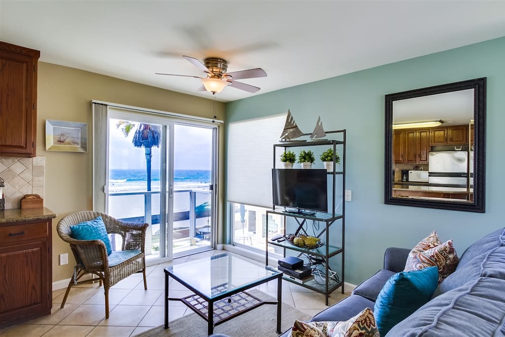 Nicely remodeled with white water ocean views from the sofa!