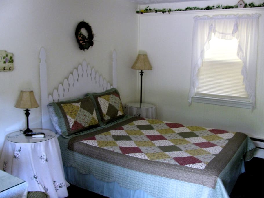 Queen Bed