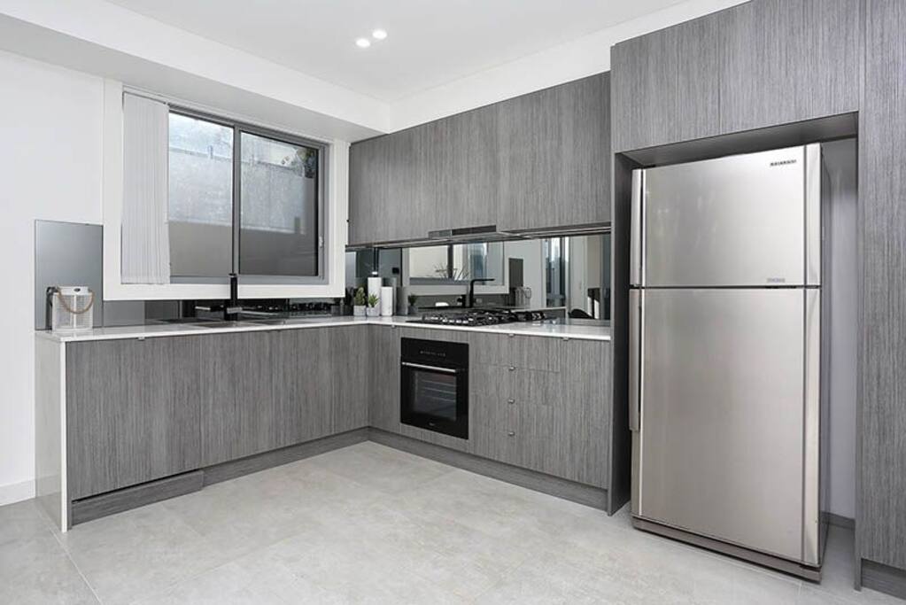 Designer Kitchen - fully equipped for all your cooking needs