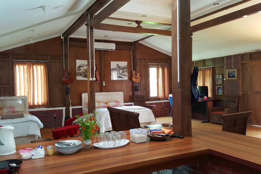 Inside View (1)