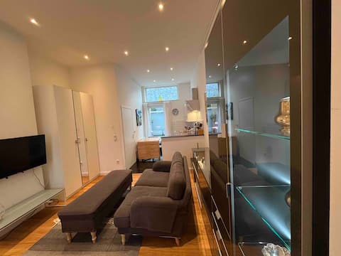 Beliebte Airbnb-Anzeige: Pretty, centrally located 1-room apartment in Hanover in Mitte