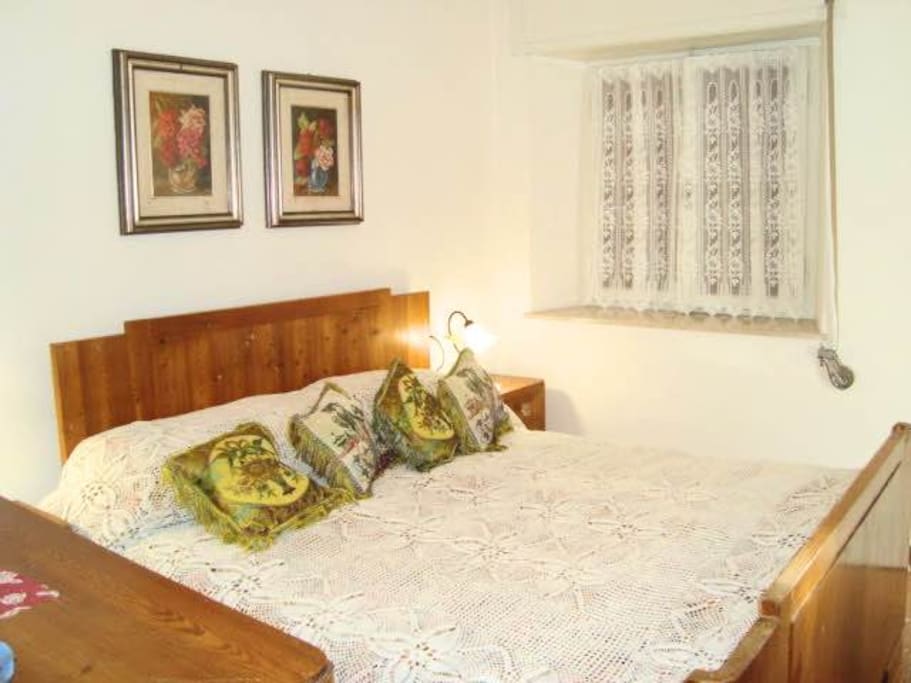 Main bedroom with double bed