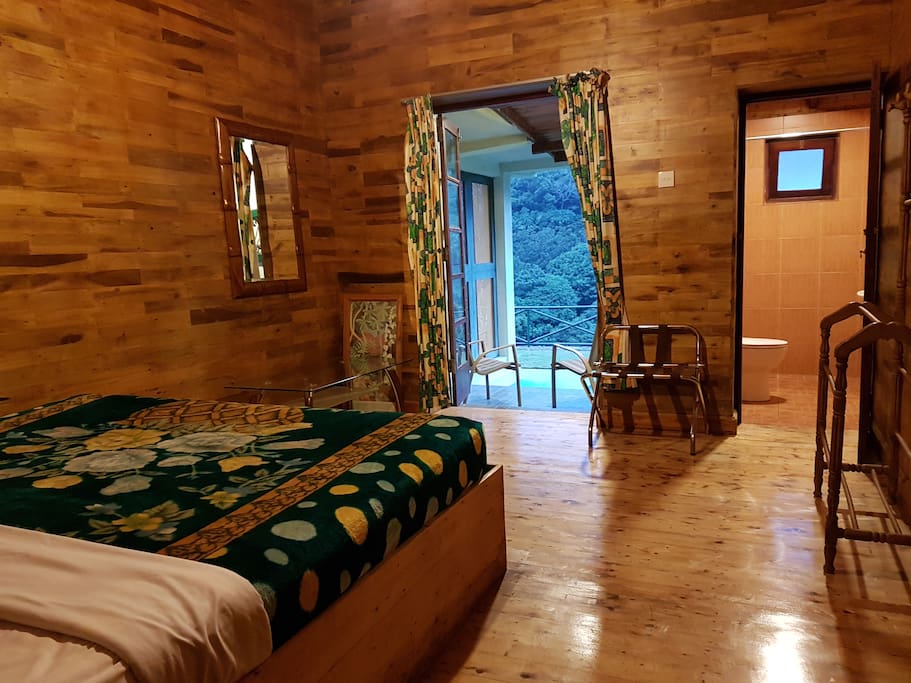 Room2