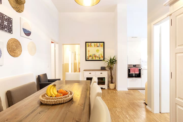 SC 04 by Rockchair| Cozy Fam &Business 4 BR 2 Bth