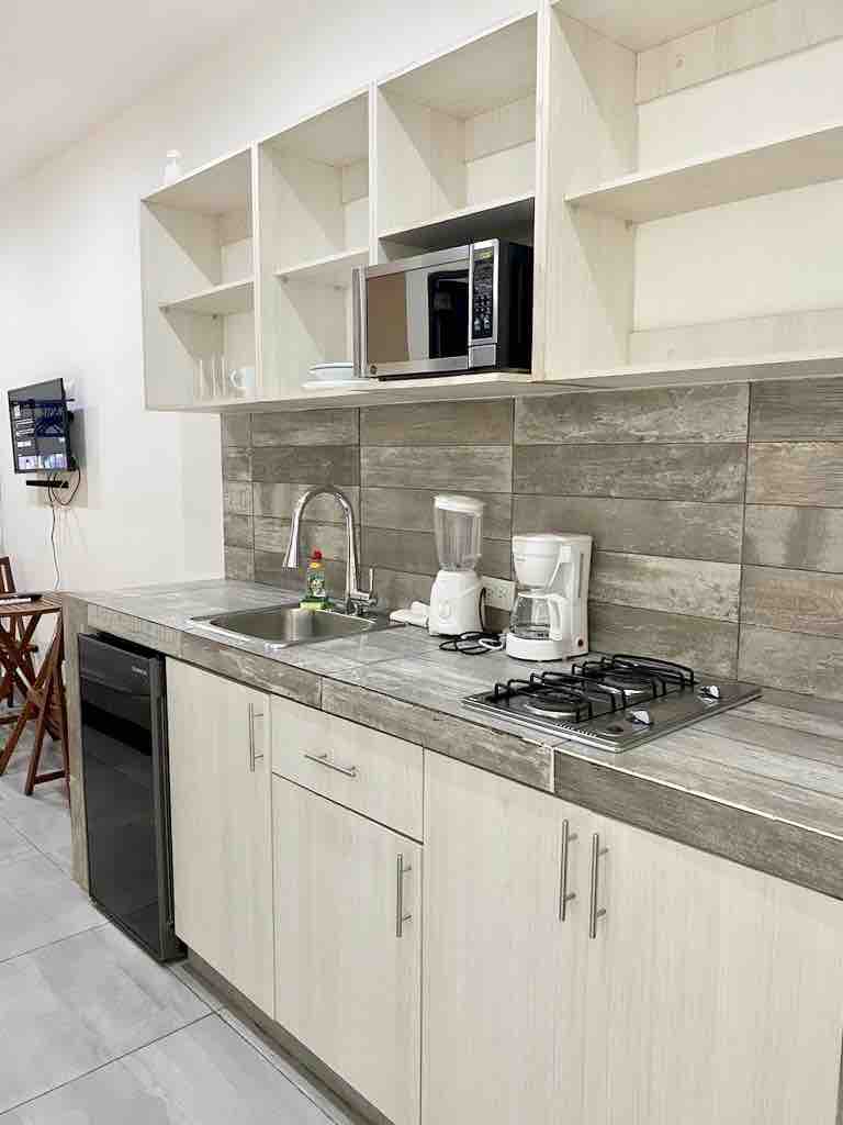Top performing Airbnb: Centrally located 11th Suite with a pool just a few steps from the Quinta in Infonavit Colosio