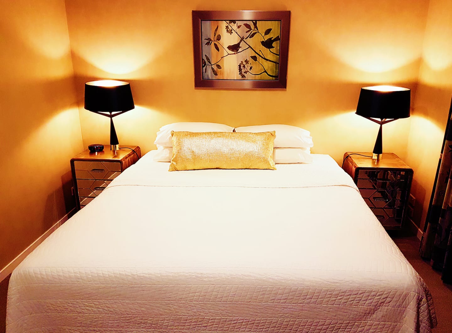 Romantic Piha Superior Suite 2