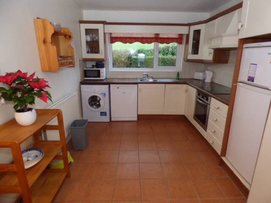 Fully equipped kitchen