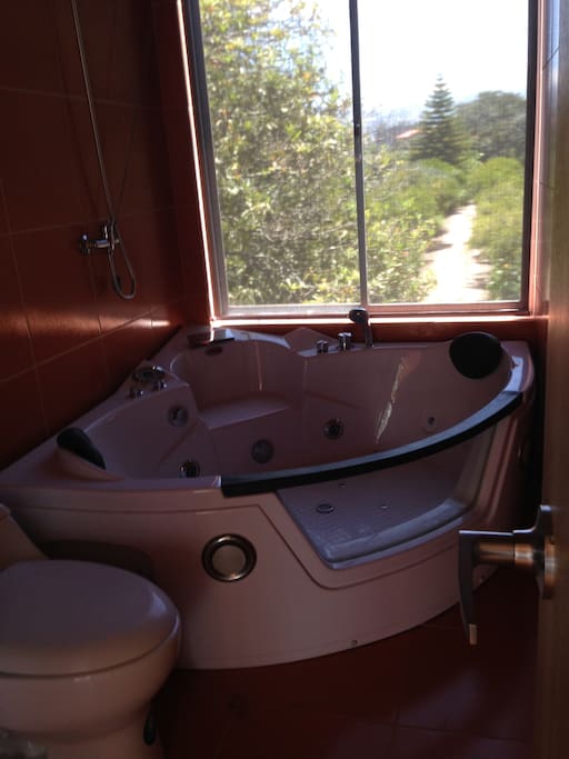 Baño con yacuzzi