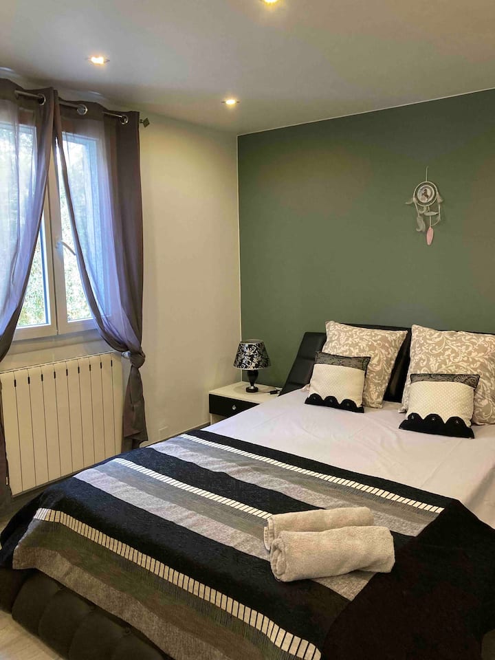 საძინებელი 2