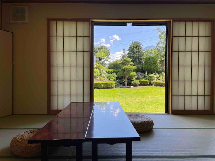 四季折々の景色を堪能!公園裏の小さなお宿! - Japón